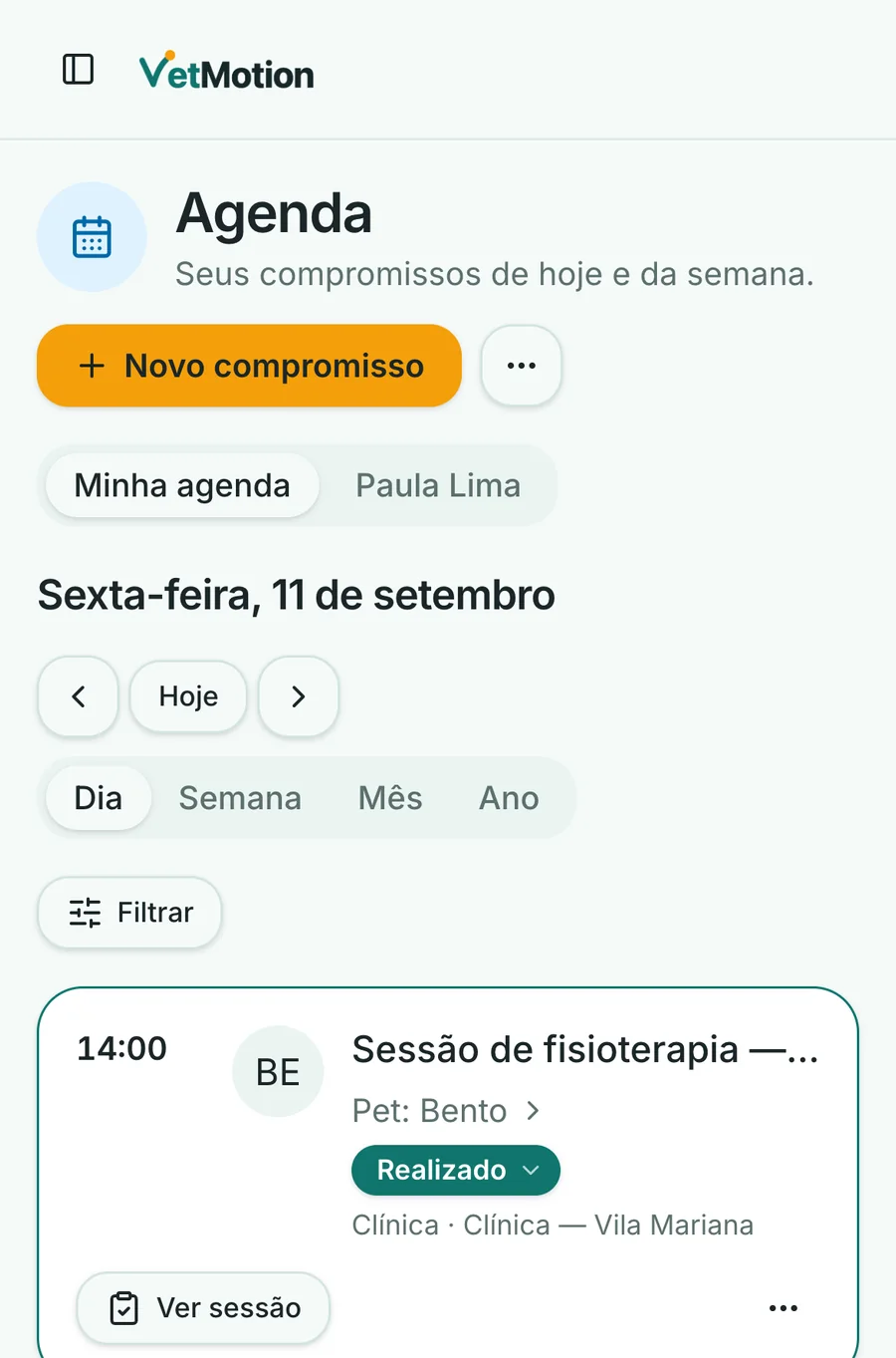 Agenda do dia no celular: botão Novo compromisso, abas Minha agenda e Paula Lima e uma sessão de fisioterapia já realizada com o botão Ver sessão.